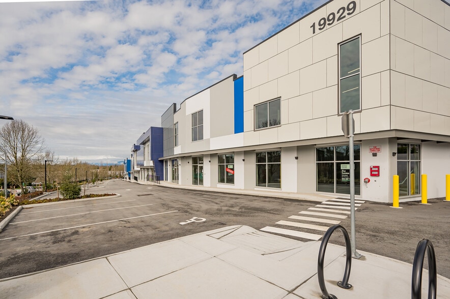 19929 84 Av, Langley, BC for lease - Building Photo - Image 1 of 8