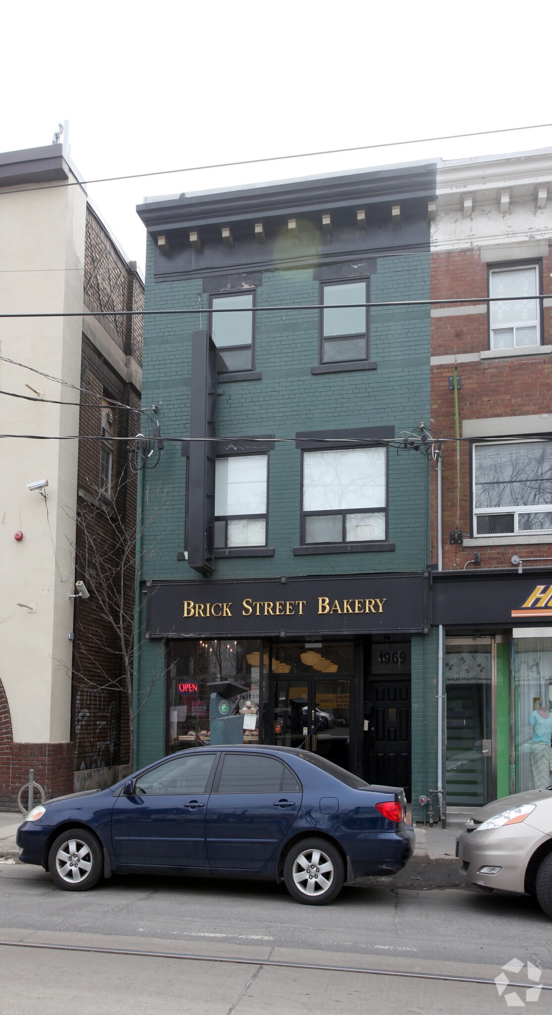 1969 Queen St E, Toronto, ON for sale Primary Photo- Image 1 of 1