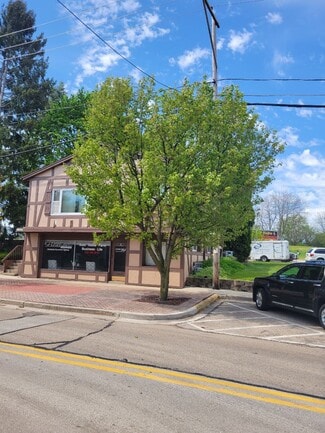 Plus de détails pour N116W15830 Main St, Germantown, WI - Bureau à louer