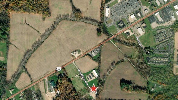 915 W Coshocton St, Johnstown, OH à louer - Photo principale - Image 1 de 1