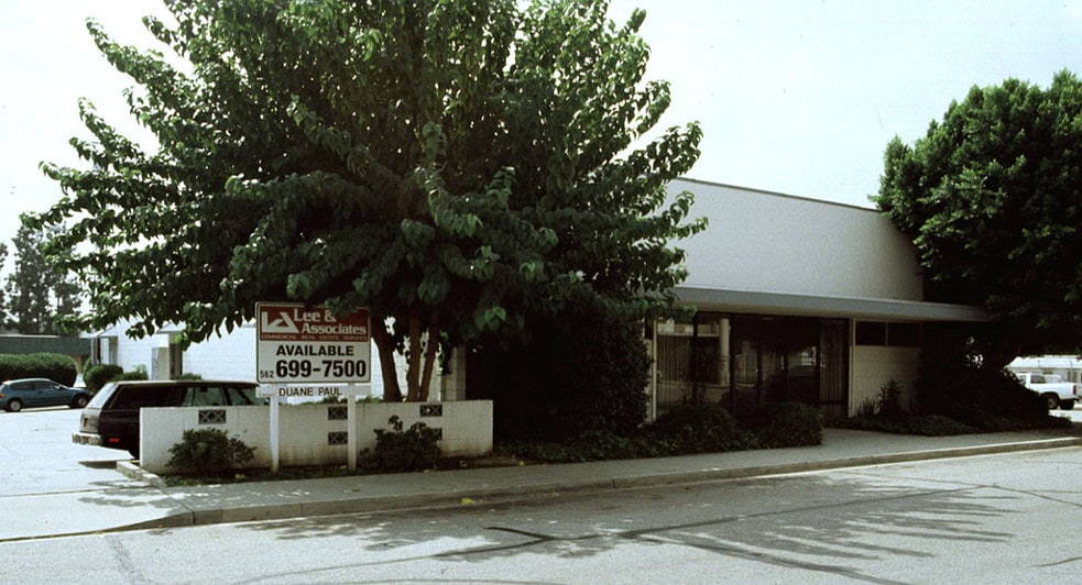 24 W St. Joseph St, Arcadia, CA for lease - Building Photo - Image 2 of 3