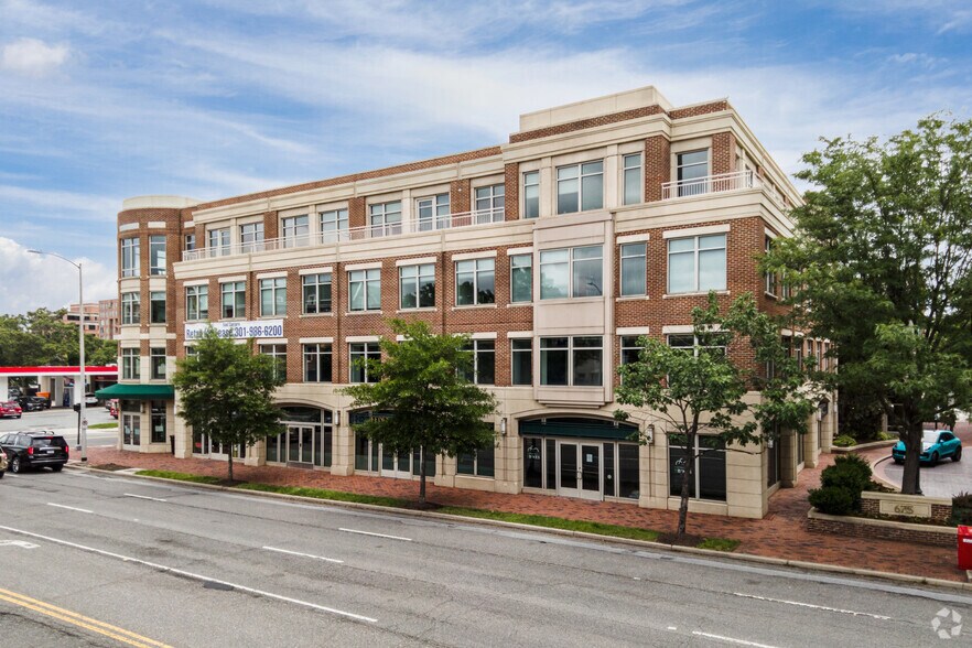 675 N Washington St, Alexandria, VA à louer - Photo du bâtiment - Image 1 de 11