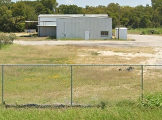 Plus de détails pour 3222 N Main St, Cleburne, TX - Industriel à louer