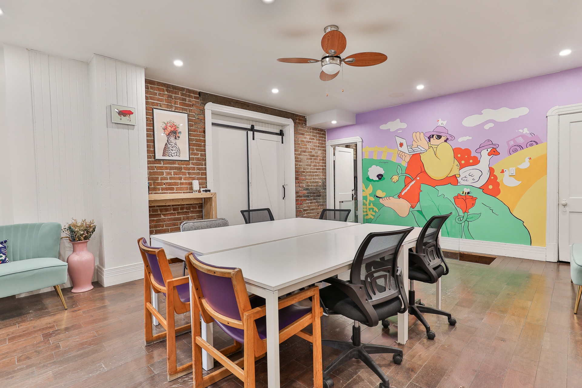 4800 Rue De Bullion, Montréal, QC for sale Interior Photo- Image 1 of 5