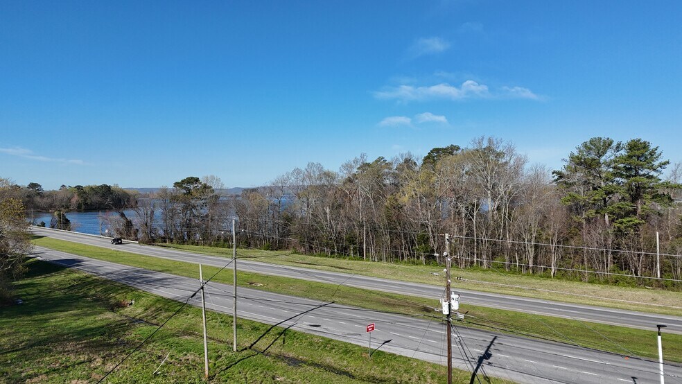 20100 US Highway 431, Guntersville, AL à vendre - Photo du bâtiment - Image 3 de 6