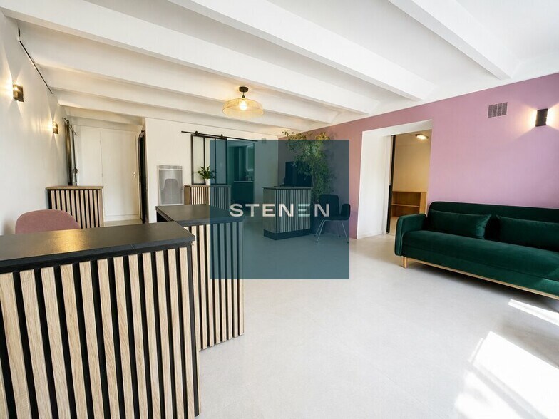 Rue Des Ecoles, Peynier for lease - Interior Photo - Image 2 of 7