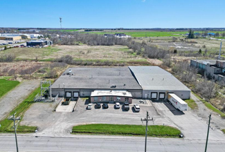 Plus de détails pour 78 St David St, Kawartha Lakes, ON - Industriel à louer