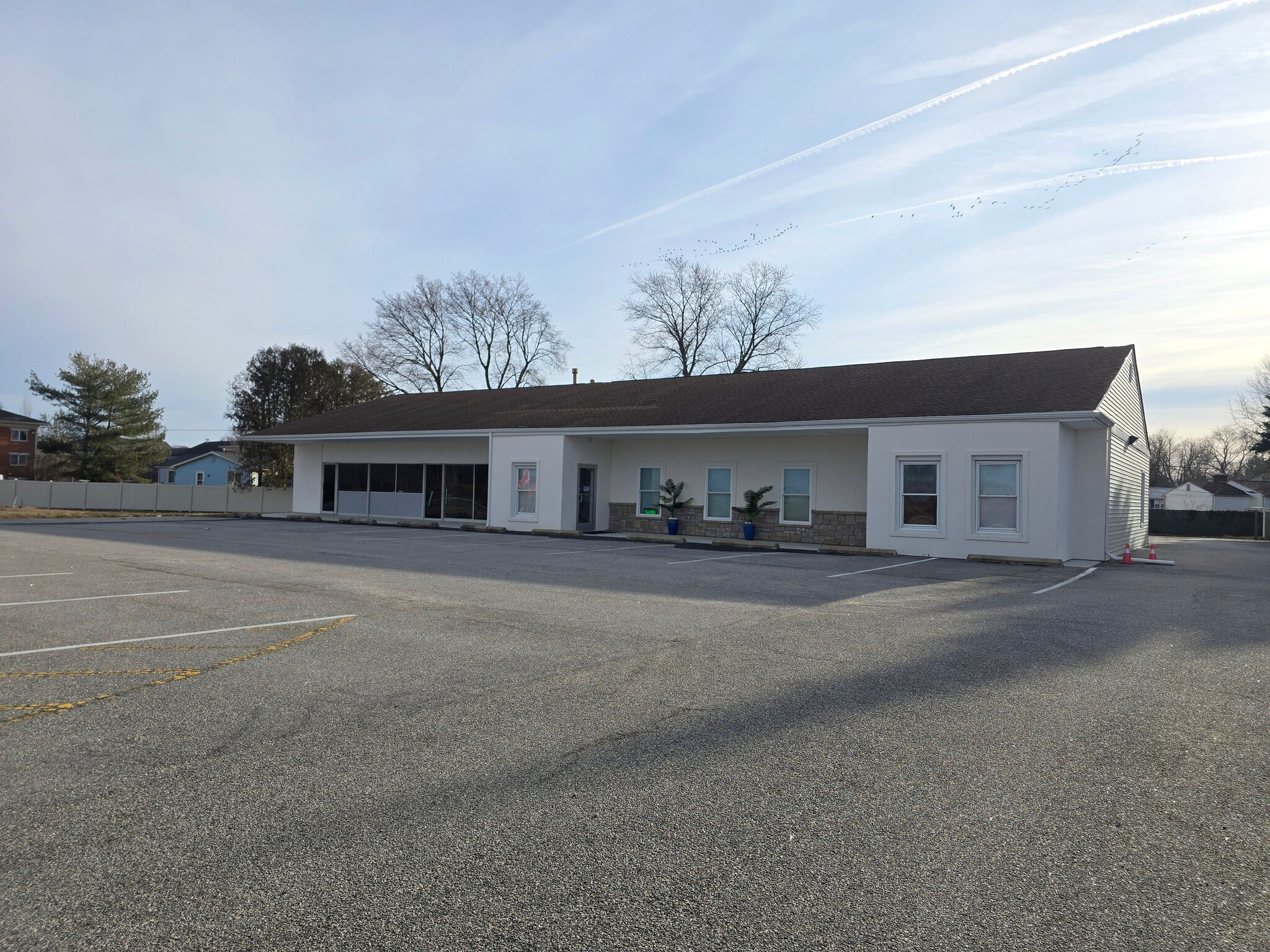 1417 New Burton Rd, Dover, DE for lease Primary Photo- Image 1 of 9