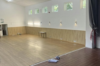 Forest Way, High Wycombe for lease Interior Photo- Image 2 of 4