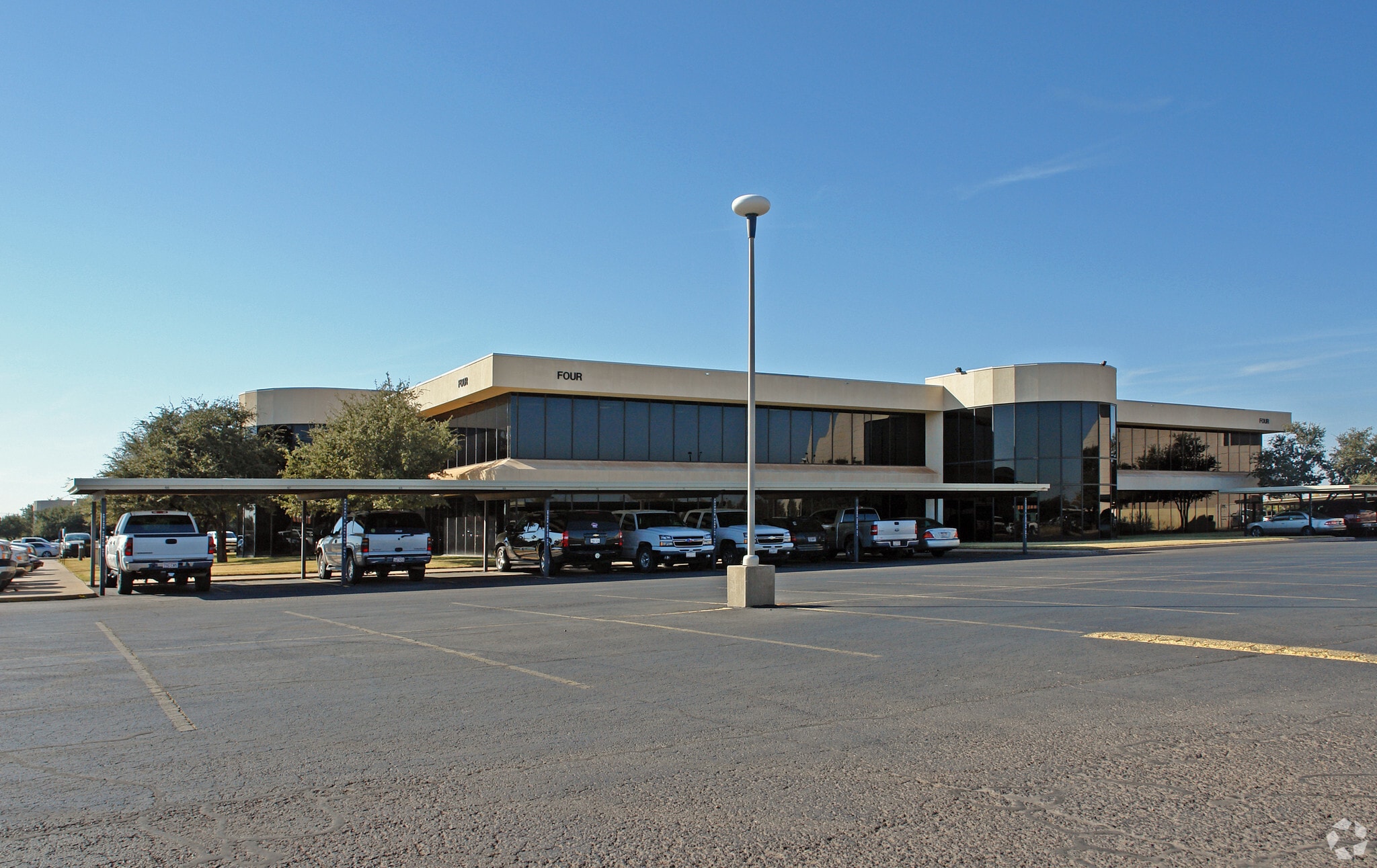 3300 N A St, Midland, TX for lease Primary Photo- Image 1 of 8