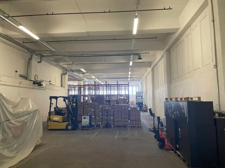 Local d'activités dans Montreuil à vendre - Photo intérieure - Image 2 de 6