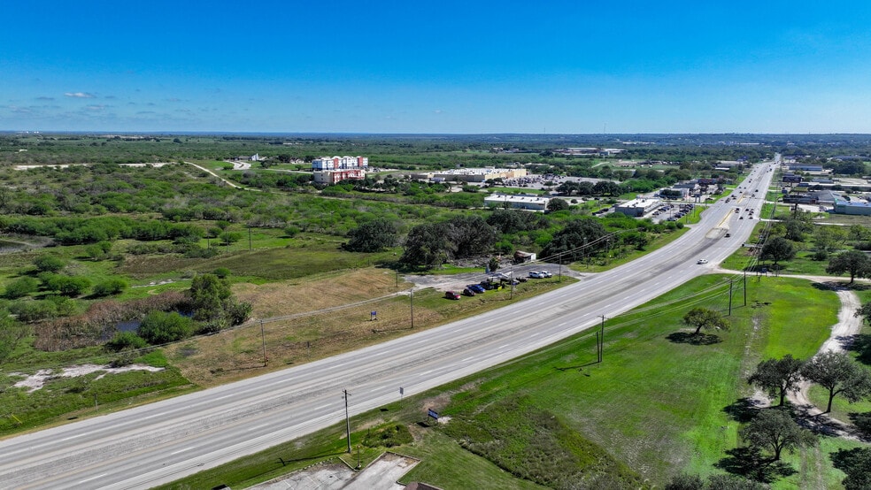 4531 Us-181 S, Kenedy, TX for sale - Building Photo - Image 1 of 14