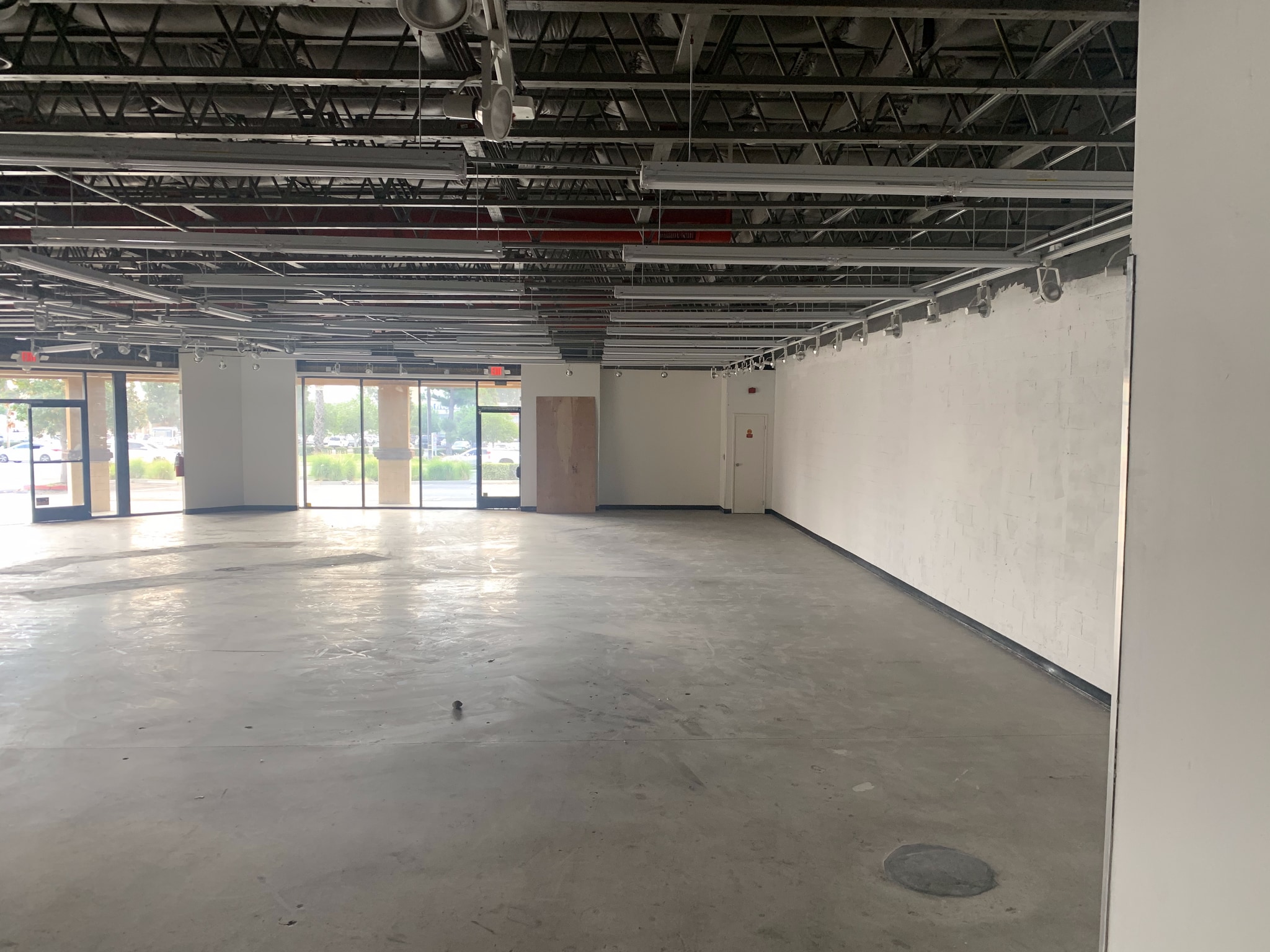 5402-5440 Moreno St, Montclair, CA for lease Building Photo- Image 1 of 13