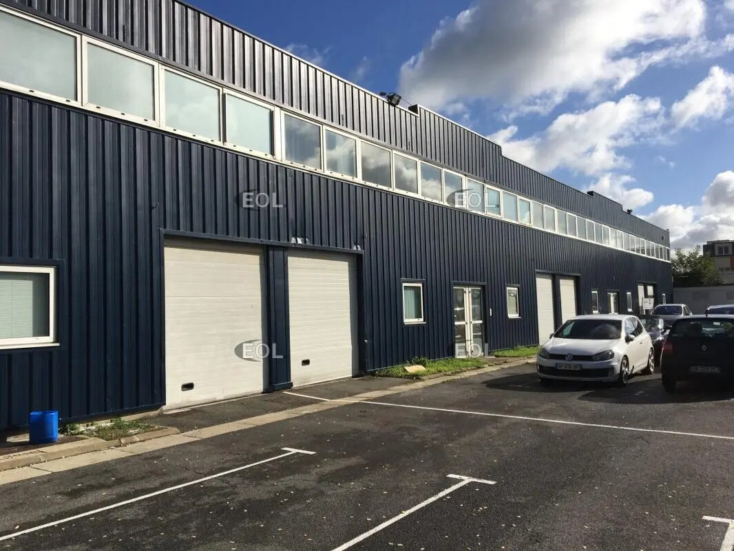 Flex dans Chilly-Mazarin à louer Photo du bâtiment- Image 1 de 6