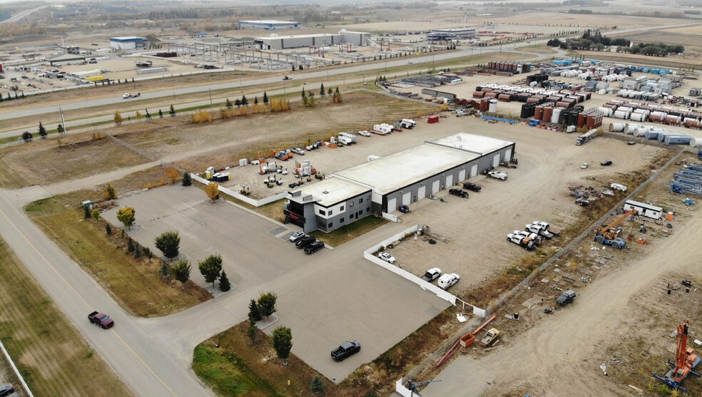 12 TWP Rd 394 Rd, Blackfalds, AB for lease - Building Photo - Image 2 of 9