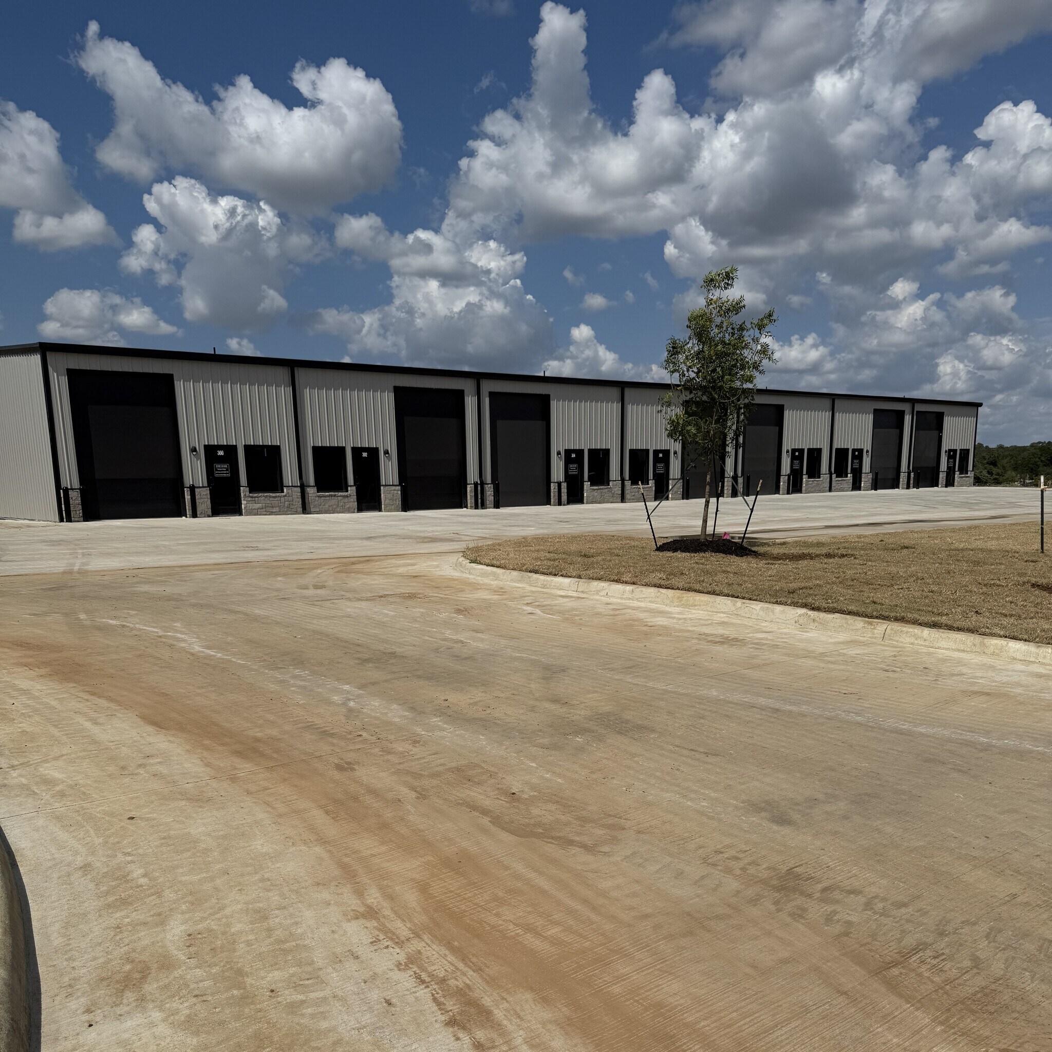 6815 Rendon Bloodworth Rd, Fort Worth, TX for lease Building Photo- Image 1 of 6