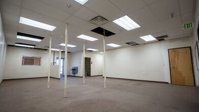 425 W 800 N, Salt Lake City, UT for lease Interior Photo- Image 2 of 9