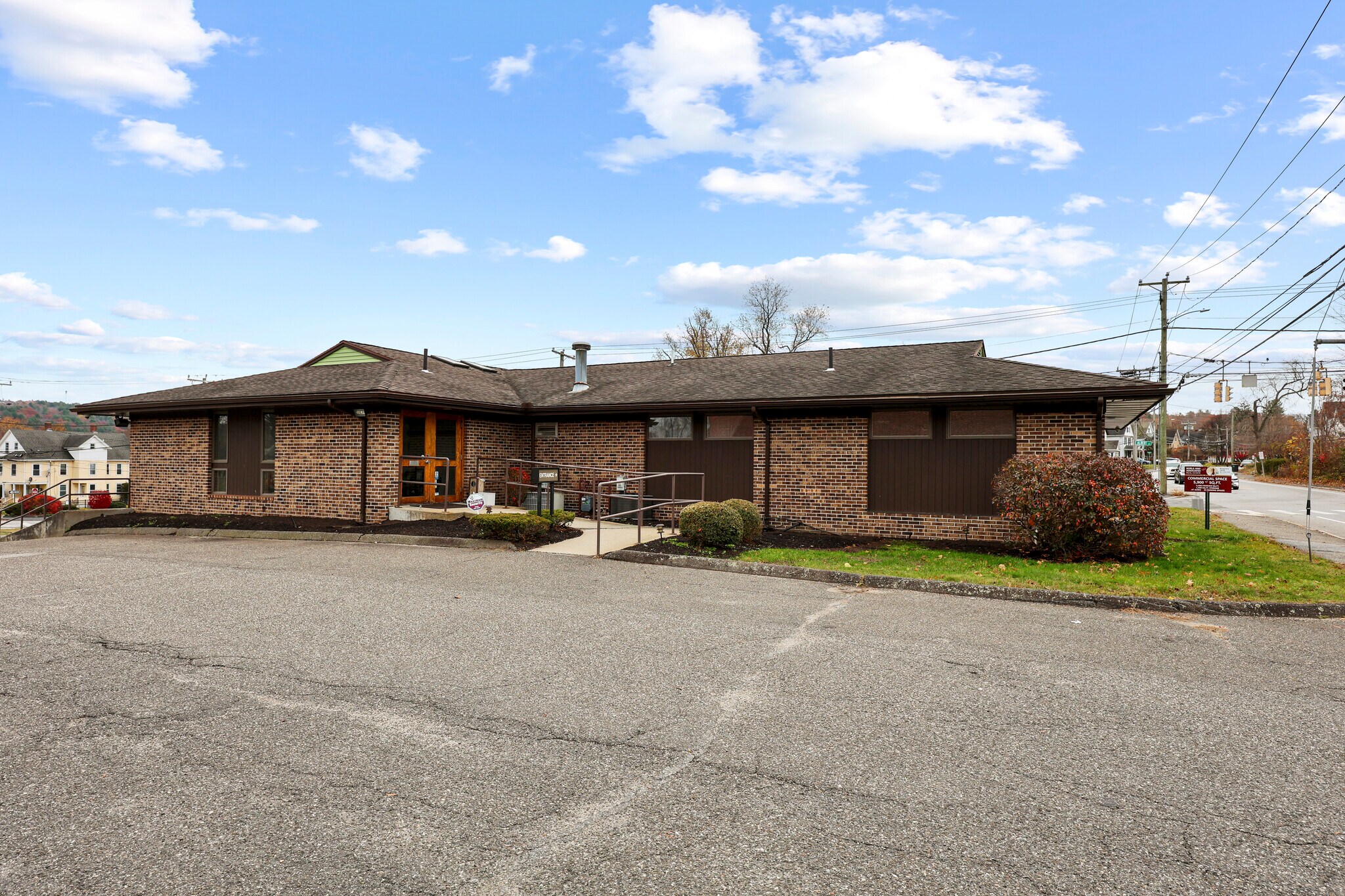 95 New Litchfield St, Torrington, CT à vendre Photo du bâtiment- Image 1 de 15