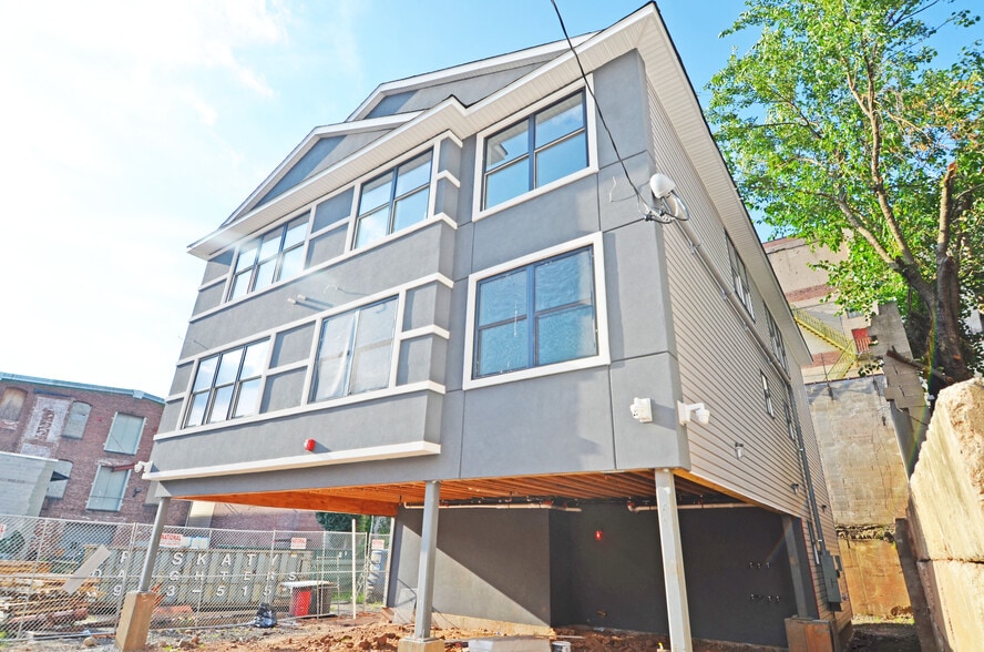 79-81 Warren St, Paterson, NJ for sale - Building Photo - Image 3 of 4