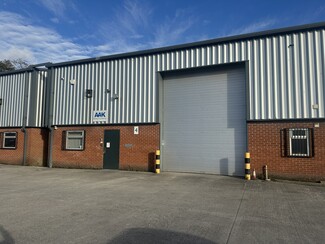 Plus de détails pour Gladstone St, Oldham - Industriel à louer