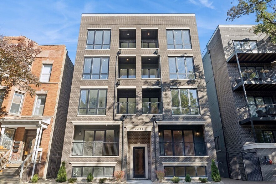 3341 N Sheffield Ave, Chicago, IL à vendre - Photo du bâtiment - Image 3 de 26