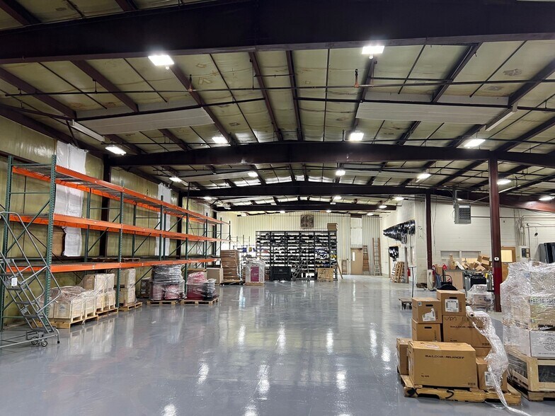 110 Robinson St, Binghamton, NY à vendre - Photo intérieure - Image 2 de 4