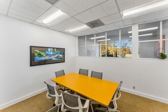 2310 NW Everett St, Portland, OR for lease Interior Photo- Image 2 of 9