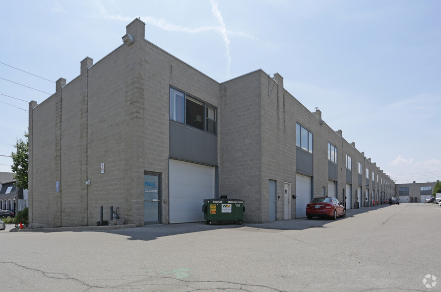 300 New Toronto St, Toronto, ON for lease - Primary Photo - Image 1 of 7