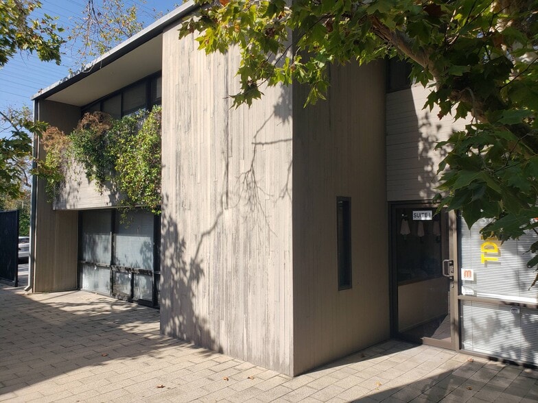 930 Colorado Blvd, Los Angeles, CA for lease - Building Photo - Image 2 of 12