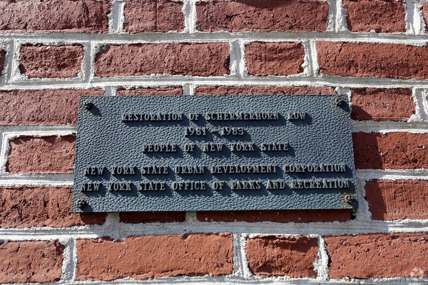 12-16 Fulton St, New York, NY for lease - Building Photo - Image 2 of 11