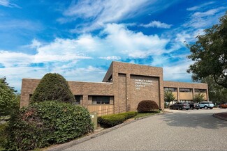 More details for 160 Hawley Ln, Trumbull, CT - Medical for Lease