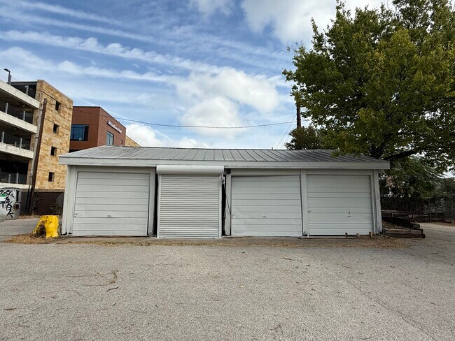 More details for 3700 Guadalupe St, Austin, TX - Retail for Lease