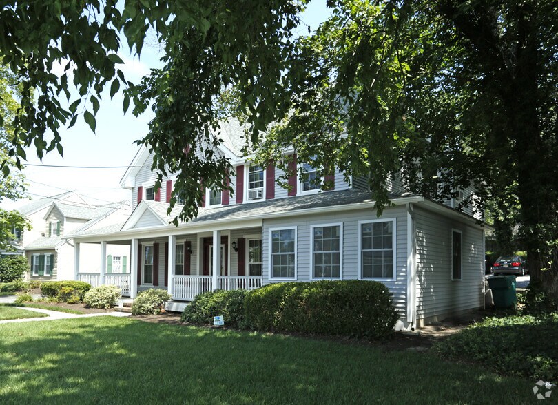 54 E Water St, Toms River, NJ à louer - Photo du bâtiment - Image 2 de 2