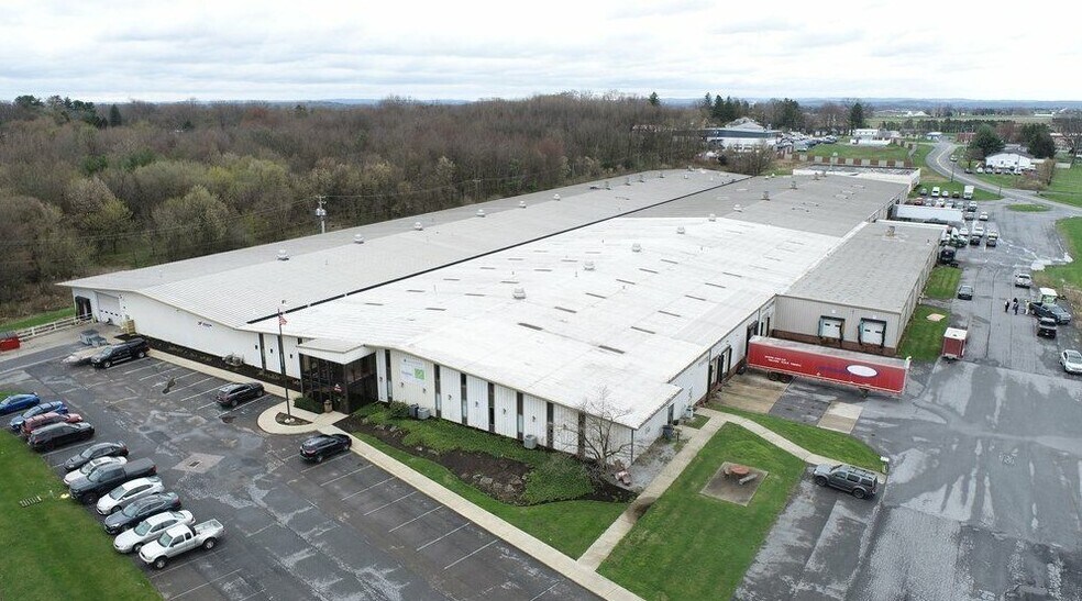 301-501 Richardson Dr, Lancaster, PA à vendre - Photo du bâtiment - Image 3 de 4