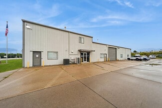 More details for 1301 NE 56th St, Pleasant Hill, IA - Flex for Sale