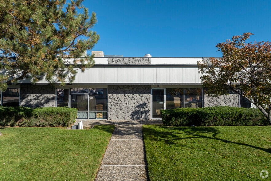 380 Freeport Blvd, Sparks, NV à vendre - Photo du bâtiment - Image 3 de 13