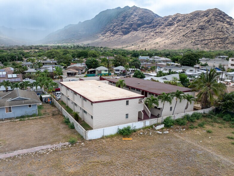 84-1111 Hana St, Waianae, HI à vendre - Photo du bâtiment - Image 3 de 25