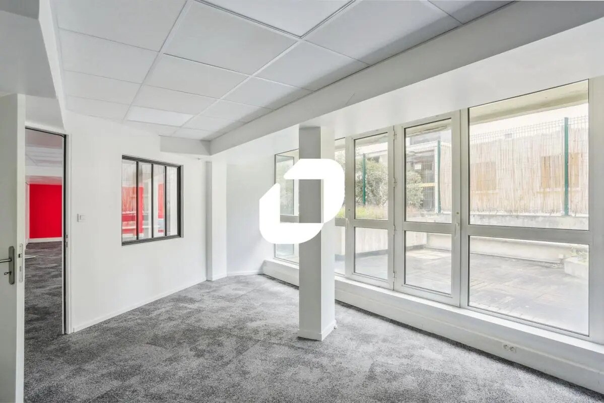 Office in Boulogne-Billancourt for lease Building Photo- Image 1 of 16