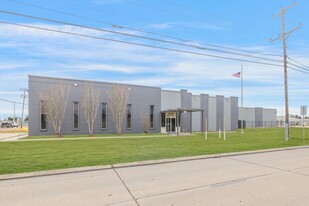 403 W Admiral Doyle Dr, New Iberia LA - Warehouse