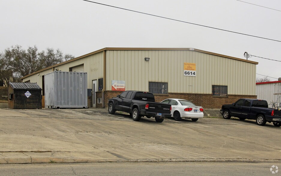 6614 Topper Pky, San Antonio, TX à louer - Photo du bâtiment - Image 2 de 7
