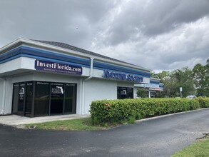 6360 Presidential Ct, Fort Myers, FL for lease Building Photo- Image 2 of 5