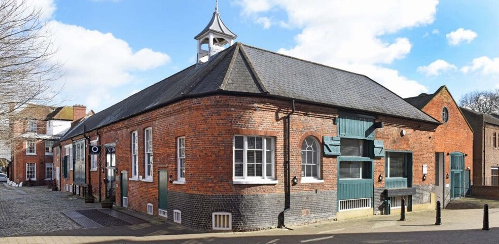 Draymans Ln, Marlow à louer - Photo du bâtiment - Image 3 de 17