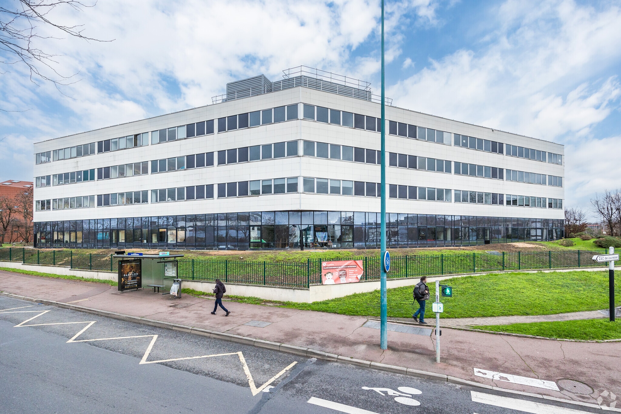 Bureau dans Gennevilliers à louer Photo principale- Image 1 de 4