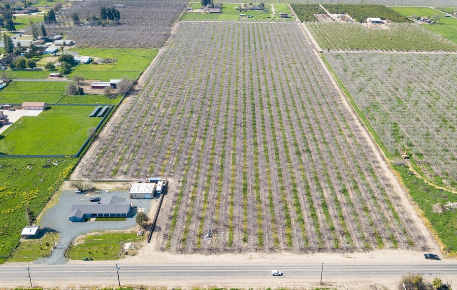 Road 208, Porterville, CA for sale - Primary Photo - Image 1 of 14