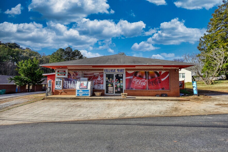 247 Cannon Dr, Social Circle, GA à vendre - Photo du bâtiment - Image 2 de 48
