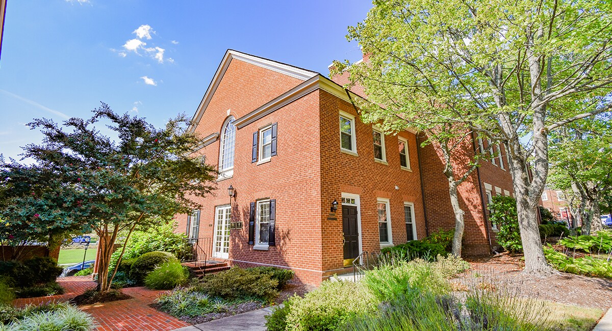 10480-10486 Armstrong St, Fairfax, VA à vendre Photo du bâtiment- Image 1 de 4