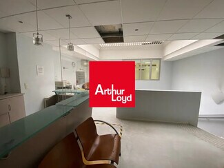 Plus de détails pour Bureau à vendre