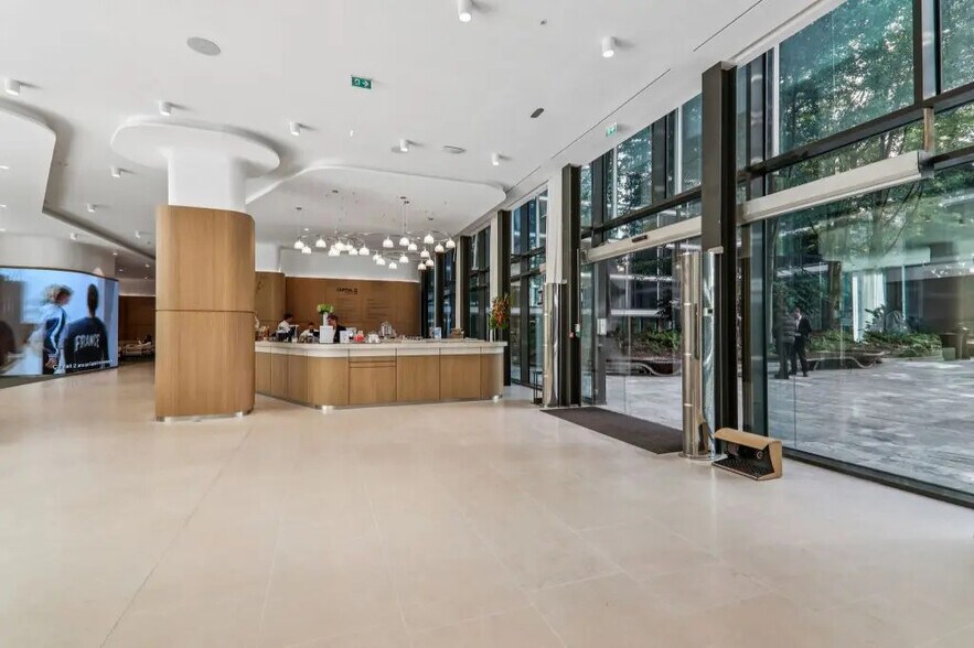 28-34 Rue De Monceau, Paris à louer - Photo du bâtiment - Image 2 de 28