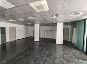 Retail in Terrassa, Barcelona for lease Interior Photo- Image 2 of 13