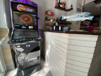 Plus de détails pour Commerce de détail à louer